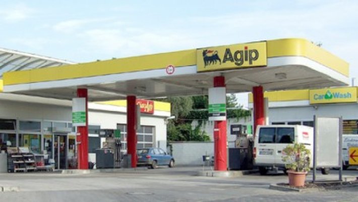 MOL cumpără 124 de benzinării Agip